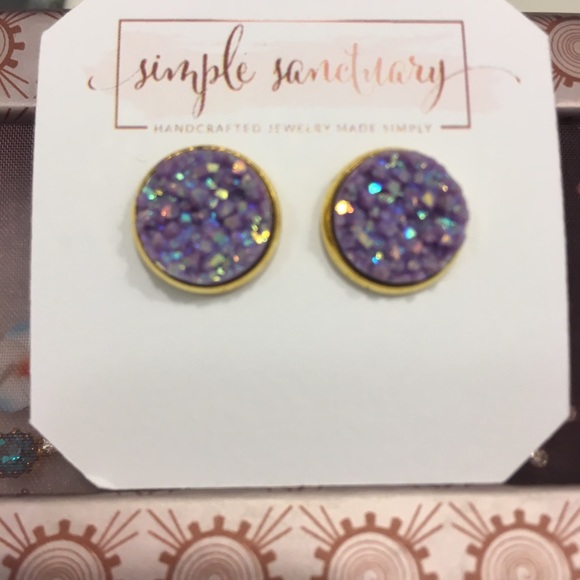 Simple Sanctuary Jewelry - NWT Beautiful Purple / Lavender Druzy Earrings